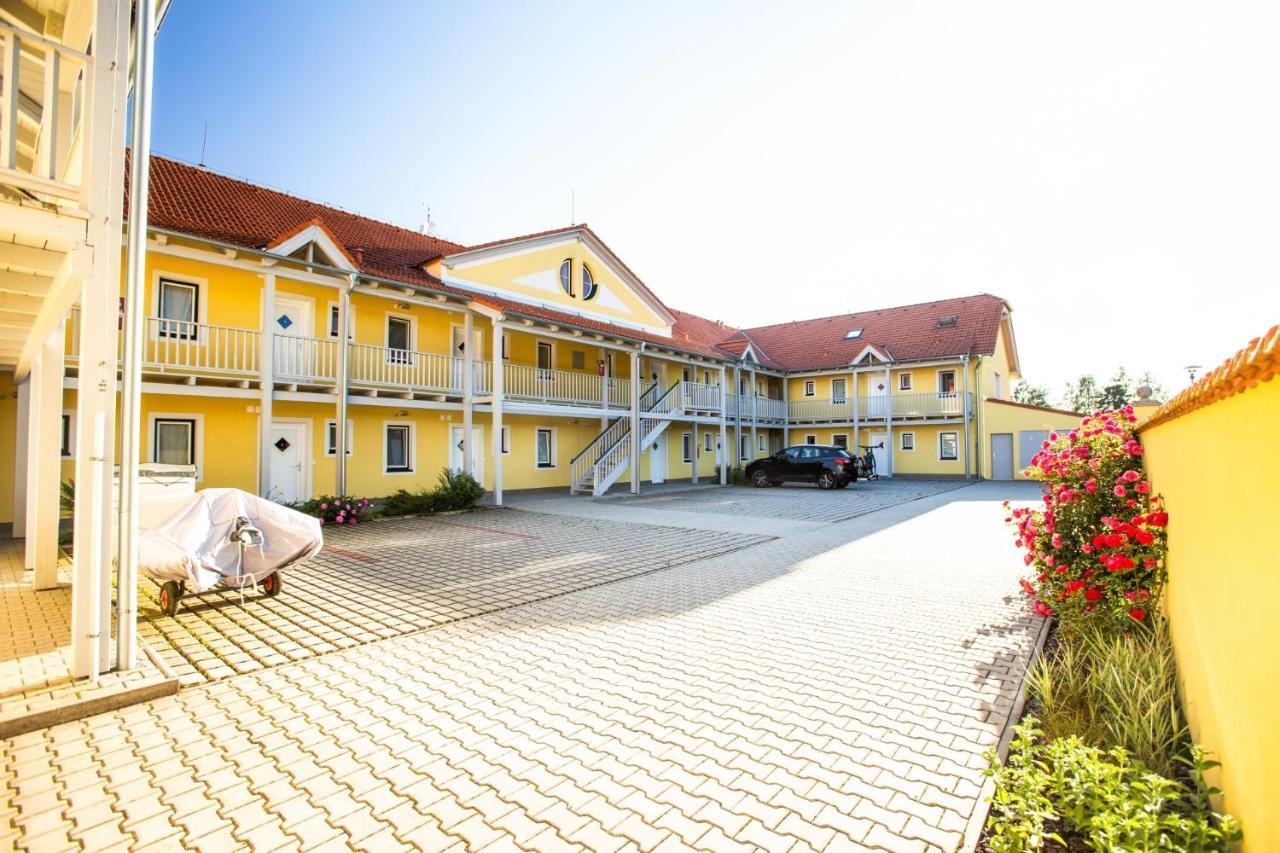Lipno - Seepark Residence Horní Planá Extérieur photo